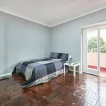 Rent a room in lisbon