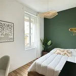 Rent 3 bedroom apartment of 41 m² in Reims