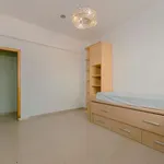 Rent a room of 85 m² in valencia