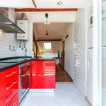 Rent 1 bedroom apartment of 40 m² in Lisbon