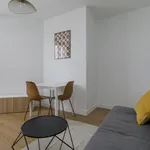 Rent 2 bedroom apartment of 32 m² in Asnieres Sur Seine