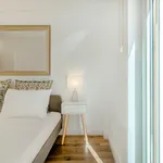 Rent 1 bedroom apartment in Lisbon