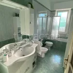 Rent 4 bedroom apartment of 75 m² in Genova