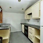 Rent 2 bedroom flat in Kirkcaldy