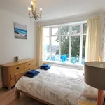 Rent 3 bedroom house in Newquay