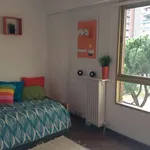 Rent a room of 140 m² in madrid