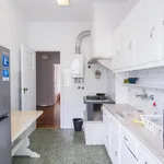 Rent 3 bedroom apartment in Lisbon