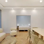 Rent 3 bedroom apartment of 969 m² in Paris