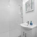 Rent 1 bedroom flat in Brighton Marina