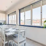 Rent 3 bedroom apartment of 120 m² in Lisbon