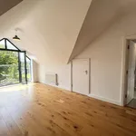 Rent 4 bedroom house in South East England