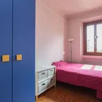 Rent a room in milan