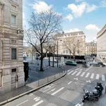 Appartement de 517 m² avec 1 chambre(s) en location à Paris