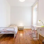 Rent a room in lisbon