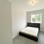 Rent 5 bedroom house in Slough