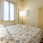 Rent 1 bedroom apartment of 45 m² in Florence