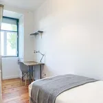 Rent a room in lisbon