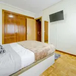 Rent a room of 150 m² in madrid