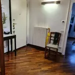 Rent 3 bedroom apartment of 102 m² in Modena