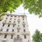 Rent 2 bedroom apartment of 50 m² in Milano