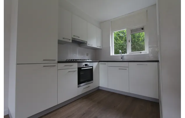 Huur 3 slaapkamer appartement van 89 m² in Rhoon