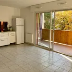 Appartement de 271 m² avec 1 chambre(s) en location à Fréjus