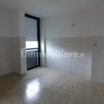 Affitto 2 camera appartamento di 57 m² in Genoa