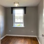 Rent 2 bedroom flat in Edinburgh  North