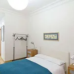 Rent 1 bedroom apartment of 45 m² in madrid