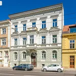 Rent 4 bedroom apartment of 120 m² in Hradec Králové