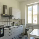 Rent a room of 160 m² in rome