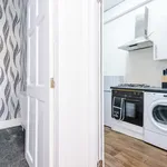 Rent 2 bedroom flat in Bradford