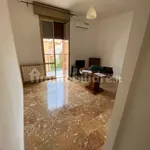 Affitto 3 camera appartamento di 65 m² in Bologna