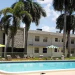 Rent 2 bedroom apartment of 67 m² in Broward County