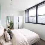  appartement avec 4 chambre(s) en location à Paris