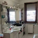 Rent 3 bedroom apartment of 90 m² in Novara