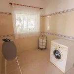 Rent 4 bedroom house of 250 m² in Alcantarilha e Pêra