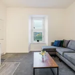 Rent 3 bedroom apartment in Scotland