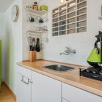 Rent 1 bedroom apartment of 32 m² in Stuttgart