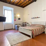 Rent 2 bedroom apartment of 83 m² in Roma