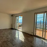 Rent 4 bedroom apartment of 88 m² in Nice