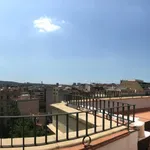 Rent 13 bedroom apartment in Barcelona