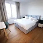 Miete 4 Schlafzimmer wohnung von 90 m² in Berlin