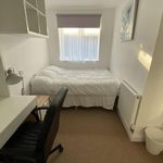 Rent 6 bedroom house in West Midlands