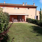 Rent 2 bedroom apartment of 81 m² in Arezzo