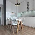 Rent 2 bedroom apartment of 35 m² in WARSZAWA