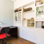 Rent a room of 150 m² in madrid