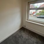 Rent 3 bedroom flat in West Midlands