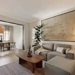 Rent 5 bedroom apartment of 130 m² in Barcelona