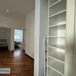 Affitto 3 camera appartamento di 102 m² in Genoa